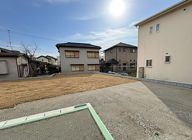 【現地土地写真】現地ご案内できます！お気軽にお問い合わせください。※外観写真は晴天加工済みです。実際の現況と異なる場合があります。