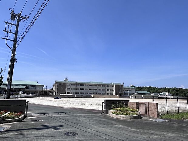 岡崎中学校（約2,400m）
