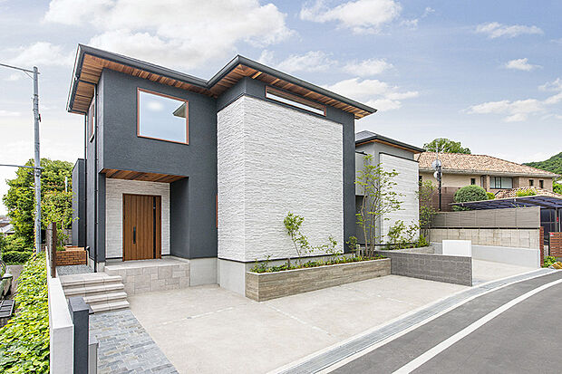 【【当社施工例/街並完成イメージ】】整然とした街並みと統一感ある外観が、美しい日常を演出する住環境です。