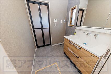 【1号地・洗面化粧台】