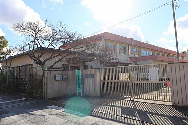 ひかり幼稚園（約1,178m）