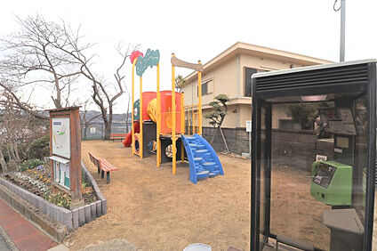 月見山第3公園 780m