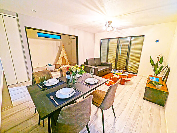 【建物プラン例(内観)】モデルハウスのご見学も可能です♪一般的な建売住宅ではご満足できない方にもぜひおすすめの物件となっております♪
施工例:建物2300万円(税込)・29坪