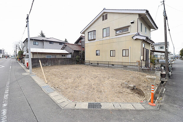 現地写真（更地）　