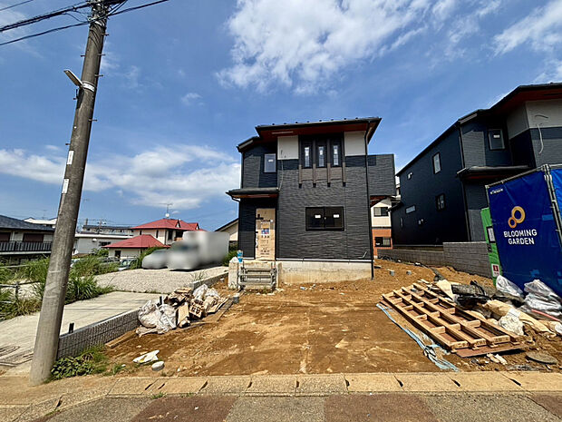 1号棟　前面道路含む現地写真（7/19撮影）　