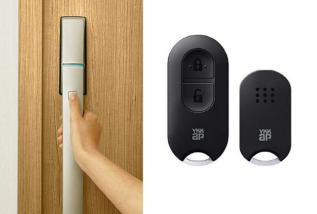 【ポケットキー・タグキー】リモコンキーを持っていれば、ドアハンドルのボタンを押すだけで施解錠でき、さらにタグキーがカギになるので、毎日の出入りがもっと快適になります。