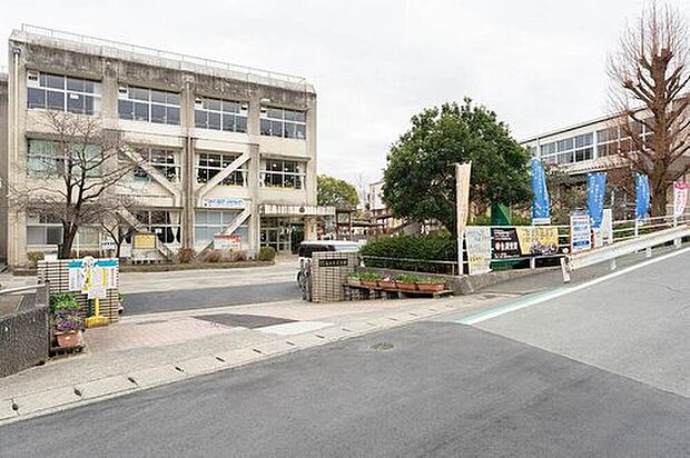 熊本市立高平台小学校（約1,623m）