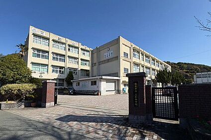 三和中学校 1400m(徒歩18分)