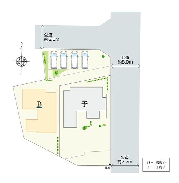前面道路は東側約7.7~8.0m、北側約6.5m。敷地との段差がほとんどないため、お車の入出庫の際もスムーズに行えます。ゆとりある駐車スペースを確保しています。