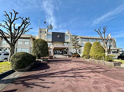 大口町役場 約300m(徒歩約4分　自転車約2分)