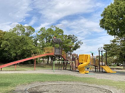 コスモパーク羽島 約560m(徒歩約7分　自転車約3分)