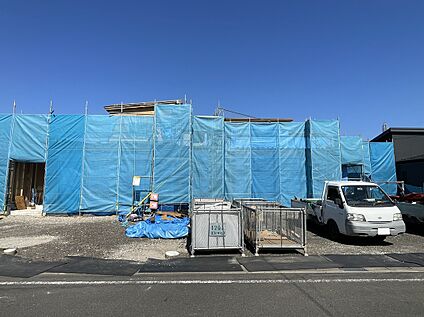 【前面道路含む現地写真】