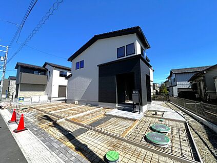 【D棟　外観】
