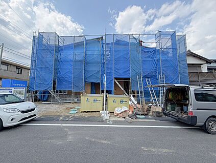 【前面道路含む現地写真】