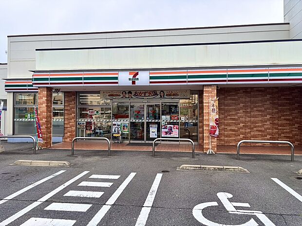 セブンイレブン知立八ツ田町