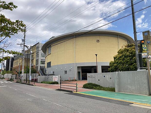 赤池小学校