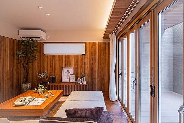 【1F居室|各部屋収納付きですっきりしたスペースに。】子供部屋としてオススメの4.5帖超の洋室が3部屋あります♪
各居室も一つ一つの収納が奥行・幅とも充分に取られていますので、お部屋もスッキリ!/15号地