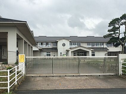 弓削小学校 1750ｍ(徒歩21分)
