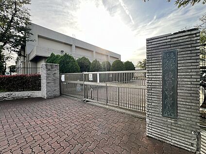 練馬区立練馬中学校 350ｍ(徒歩5分)