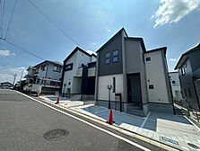 ブルーミングガーデン 町田市成瀬台1丁目18棟-長期優良住宅-