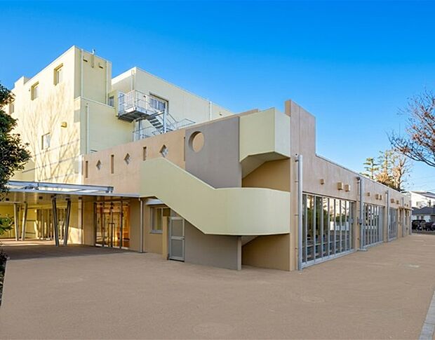 杉並区立永福小学校(約450m)
