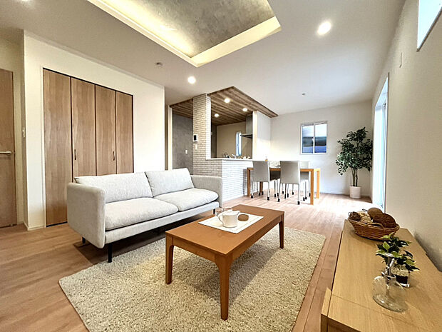 ☆リビング（モデル家具）☆　