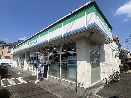 ファミリーマート 1800ｍ