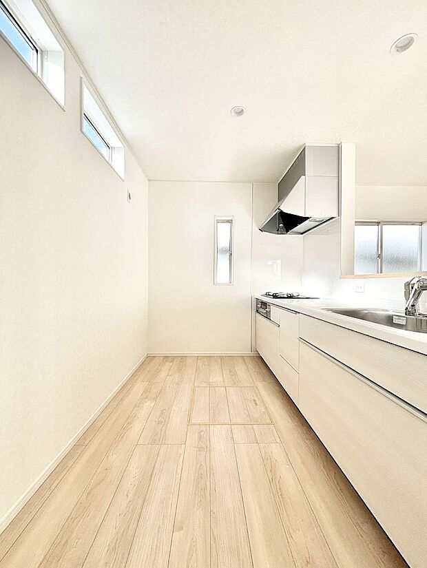 ゆとりあるキッチンではご家族と楽しくお料理ができます。