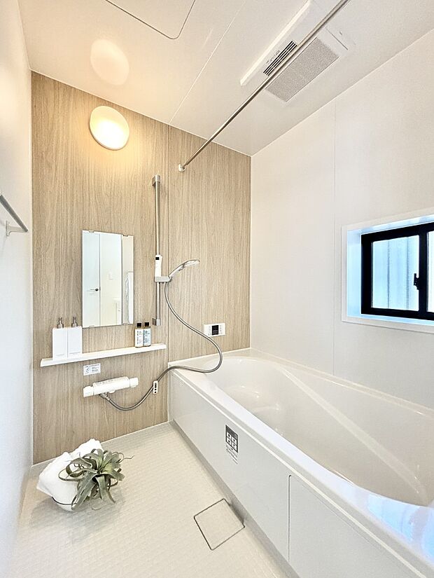 一日の疲れを癒やす大切なバスタイム。ゆっくりとお風呂を楽しんで疲れをとりたいですね！  