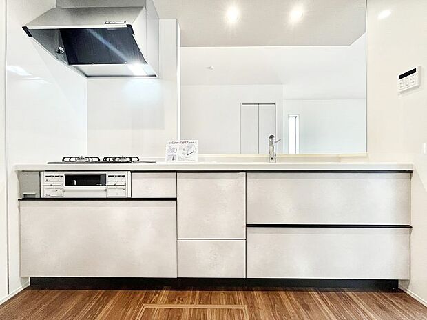 毎日使うキッチンだから、使いやすさ＆お手入れのしやすさにこだわりました。 