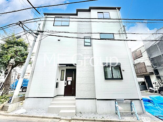 暮らしやすさと居心地の良さにこだわったシンプルで飽きのこないデザイン !