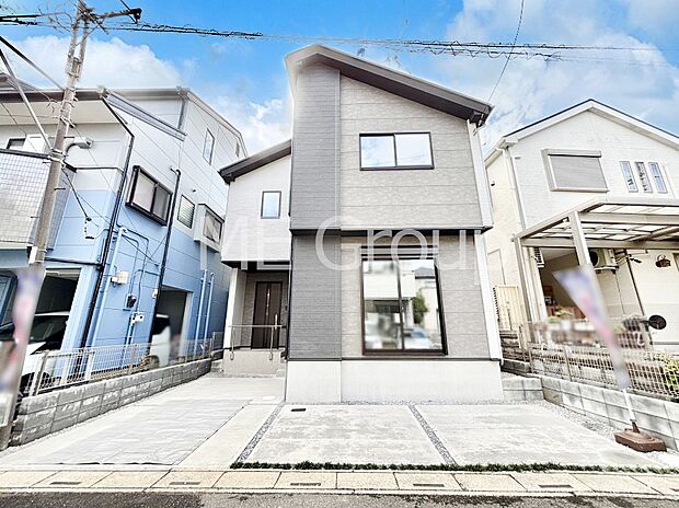 たっぷりの陽光と心地よい風が舞い込む住まい   