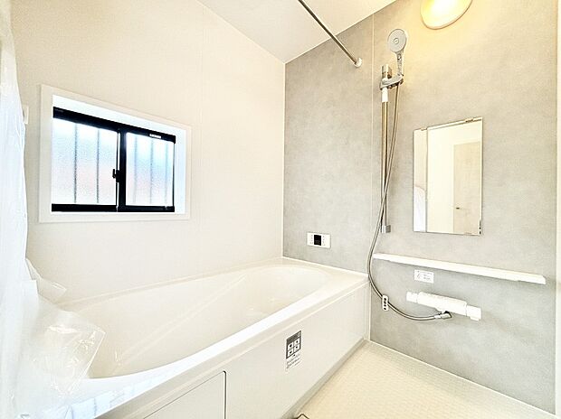 一日の疲れを癒やす大切なバスタイム。ゆっくりとお風呂を楽しんで疲れをとりたいですね!