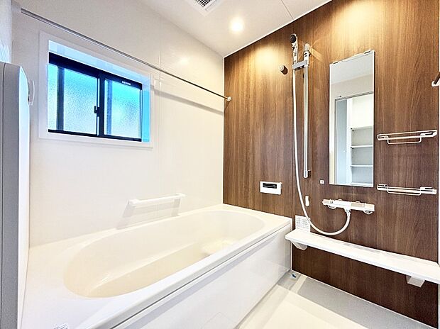 一日の疲れを癒やす大切なバスタイム。ゆっくりとお風呂を楽しんで疲れをとりたいですね！  