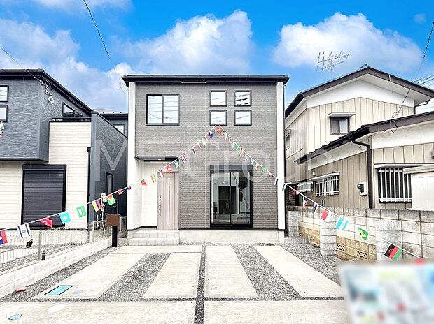 堂々完成！たっぷりの陽光と開放感に包まれる明るい住まい。 