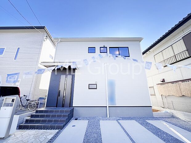 たっぷりの陽光と心地よい風が舞い込む住まい