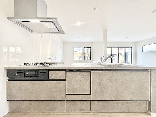 お料理を効率的に、楽しく！システムキッチン  