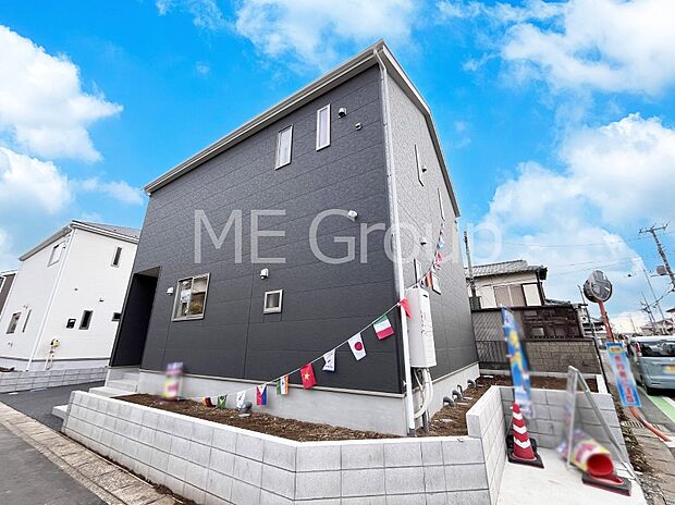 たっぷりの陽光と心地よい風が舞い込む住まい