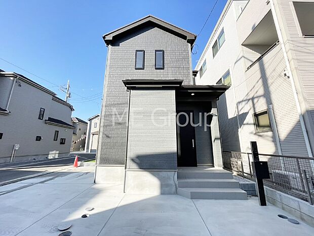 たっぷりの陽光と心地よい風が舞い込む住まい