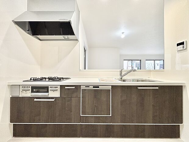 毎日使うキッチンだから、使いやすさ＆お手入れのしやすさにこだわりました。 