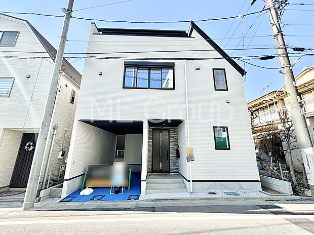 洗練された外観、上質な住空間が広がる室内は永く安心して過ごせる住居です。 