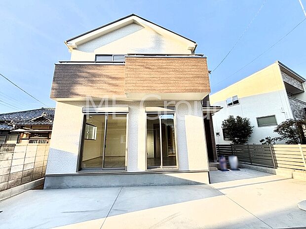 暮らしやすさと居心地の良さにこだわったシンプルで飽きのこないデザイン ！