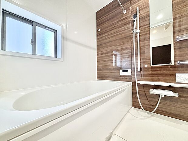 一日の疲れを癒やす大切なバスタイム。ゆっくりとお風呂を楽しんで疲れをとりたいですね!