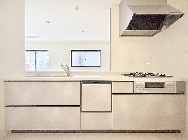 毎日使うキッチンだから、使いやすさ＆お手入れのしやすさにこだわりました。 