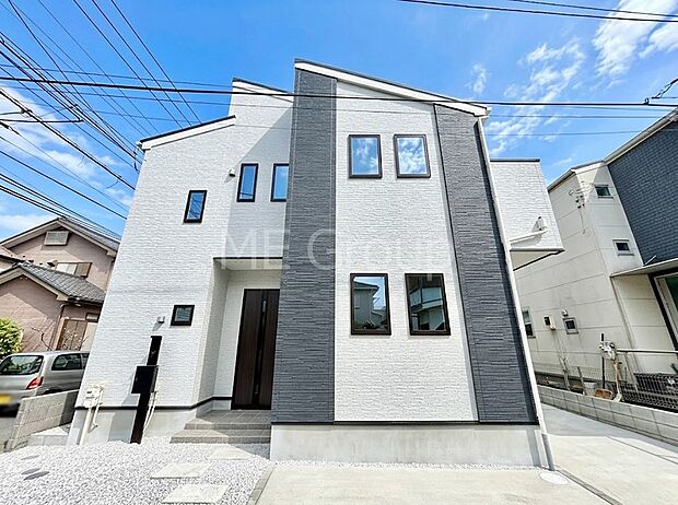 暮らしやすさと居心地の良さにこだわったシンプルで飽きのこないデザイン !