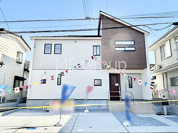 洗練された外観、上質な住空間が広がる室内は永く安心して過ごせる住居です。