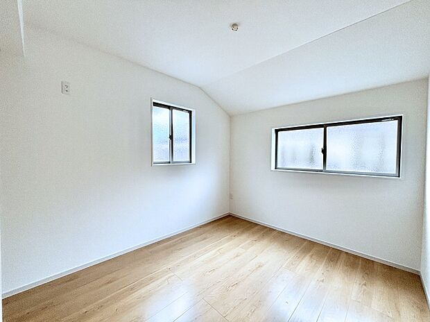 2面採光を確保した明るい空間。家族みんなが快適な暮らしを実現する設計です。