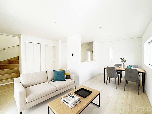 落ち着いた雰囲気のＬＤＫは家族みんなの快適空間※家具はCGです