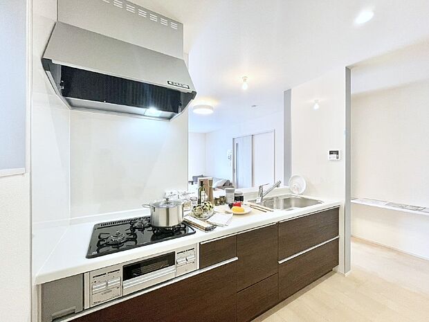 毎日使うキッチンだから、使いやすさ＆お手入れのしやすさにこだわりました。 