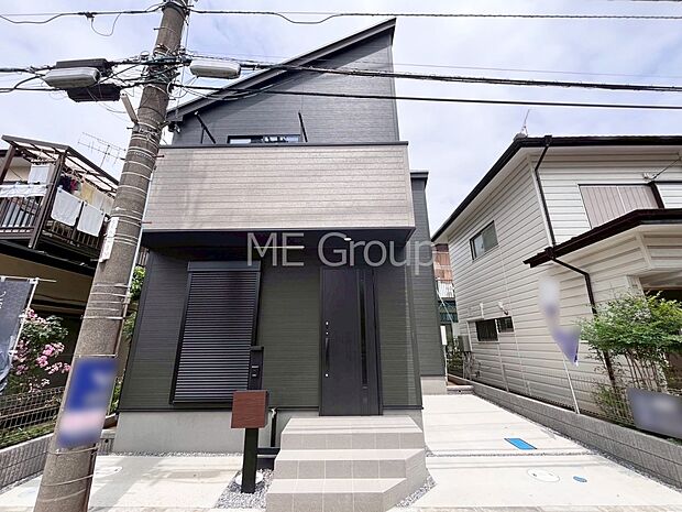 たっぷりの陽光と心地よい風が舞い込む住まい